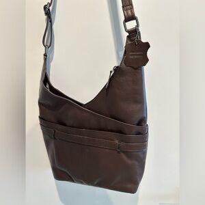 Elegant Dark Brown Leather Crossbody Bag